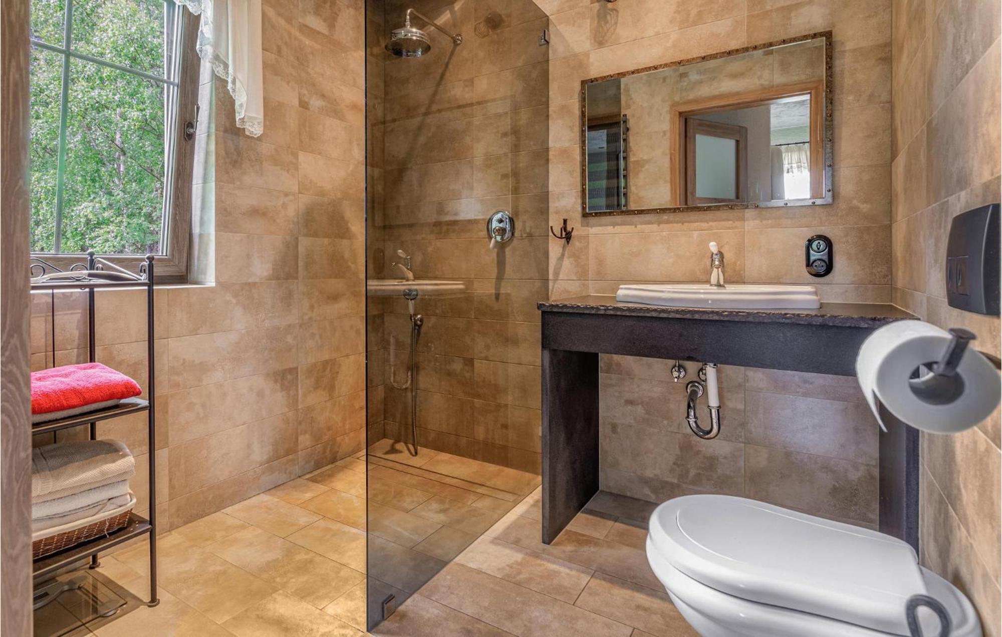 Amazing Home In Gniewino With Kitchen Luaran gambar